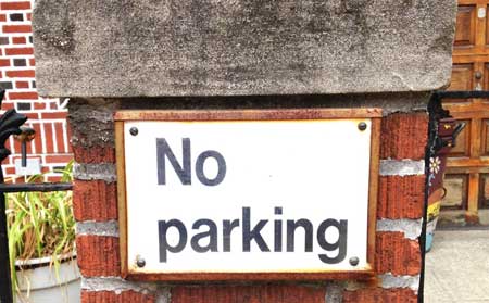 no-parking-sign